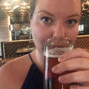 Meet your Posher, Liz